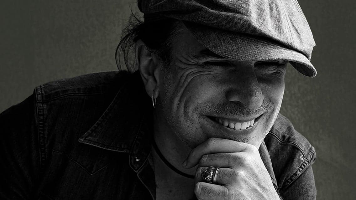 MICHAEL MCDERMOTT & BAND